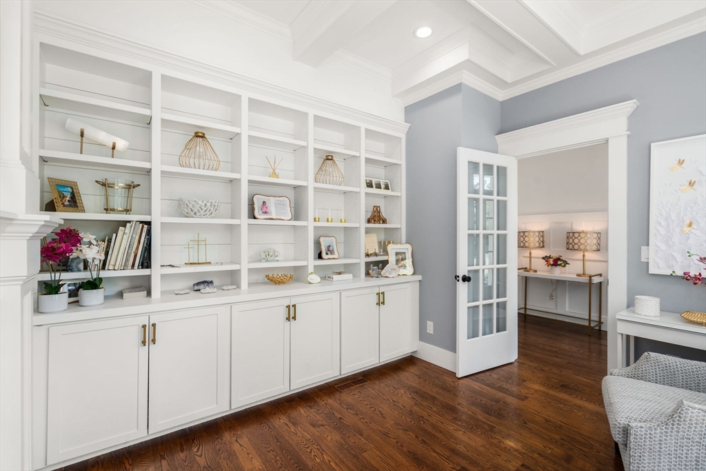 33 Hickory Rd