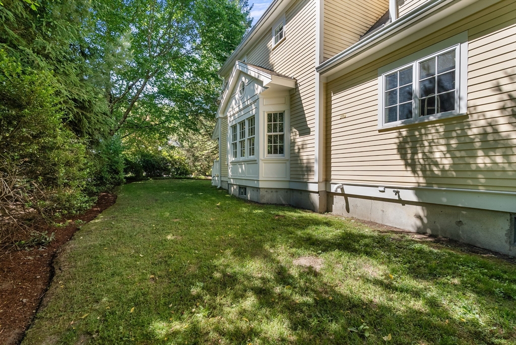 1 Kenilworth Circle