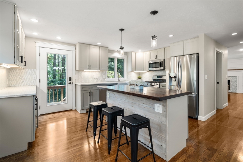 9 Moritz Rd.