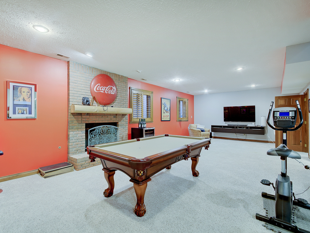 1709 Woodcroft Court
