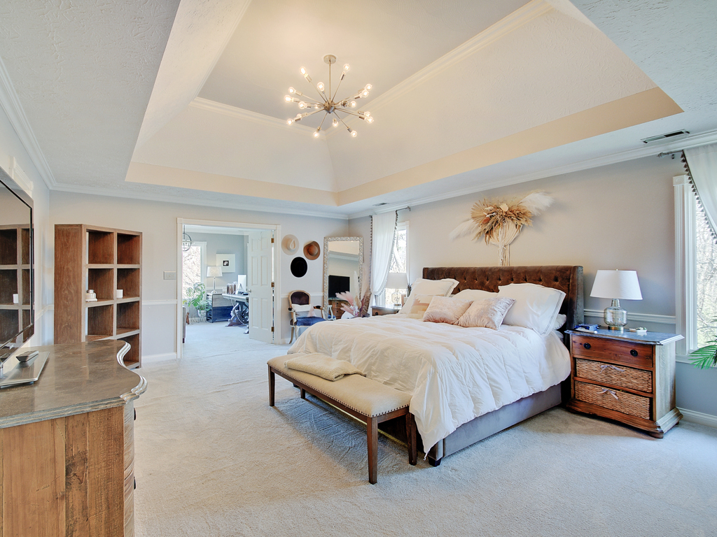 1709 Woodcroft Court