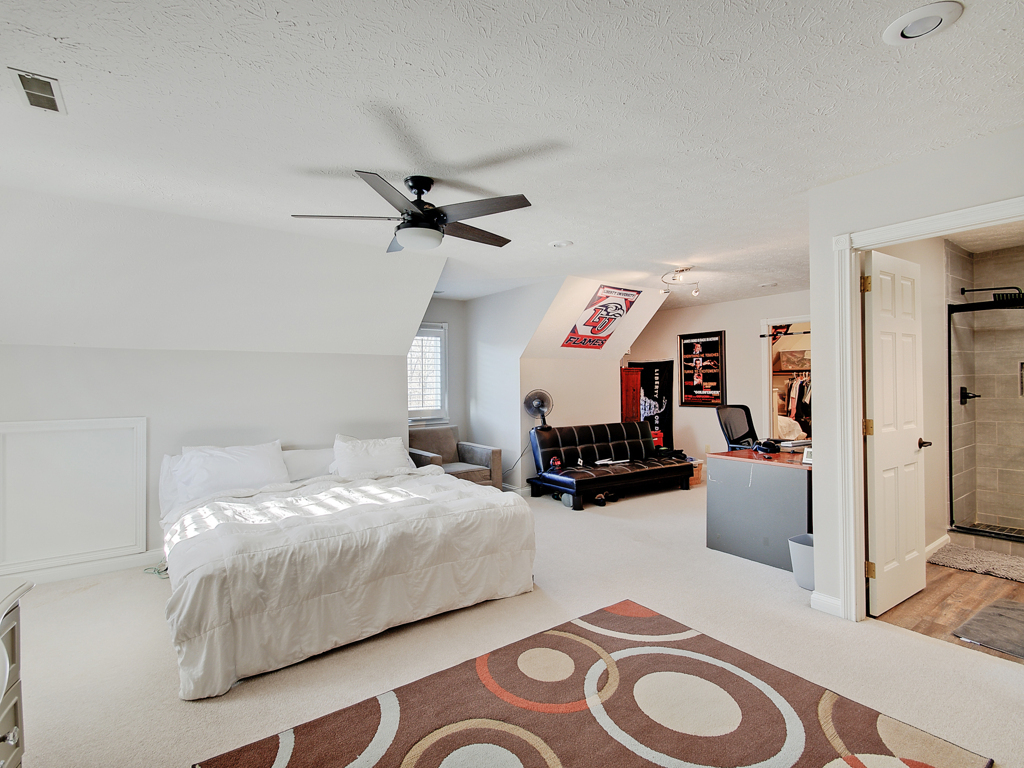 1709 Woodcroft Court
