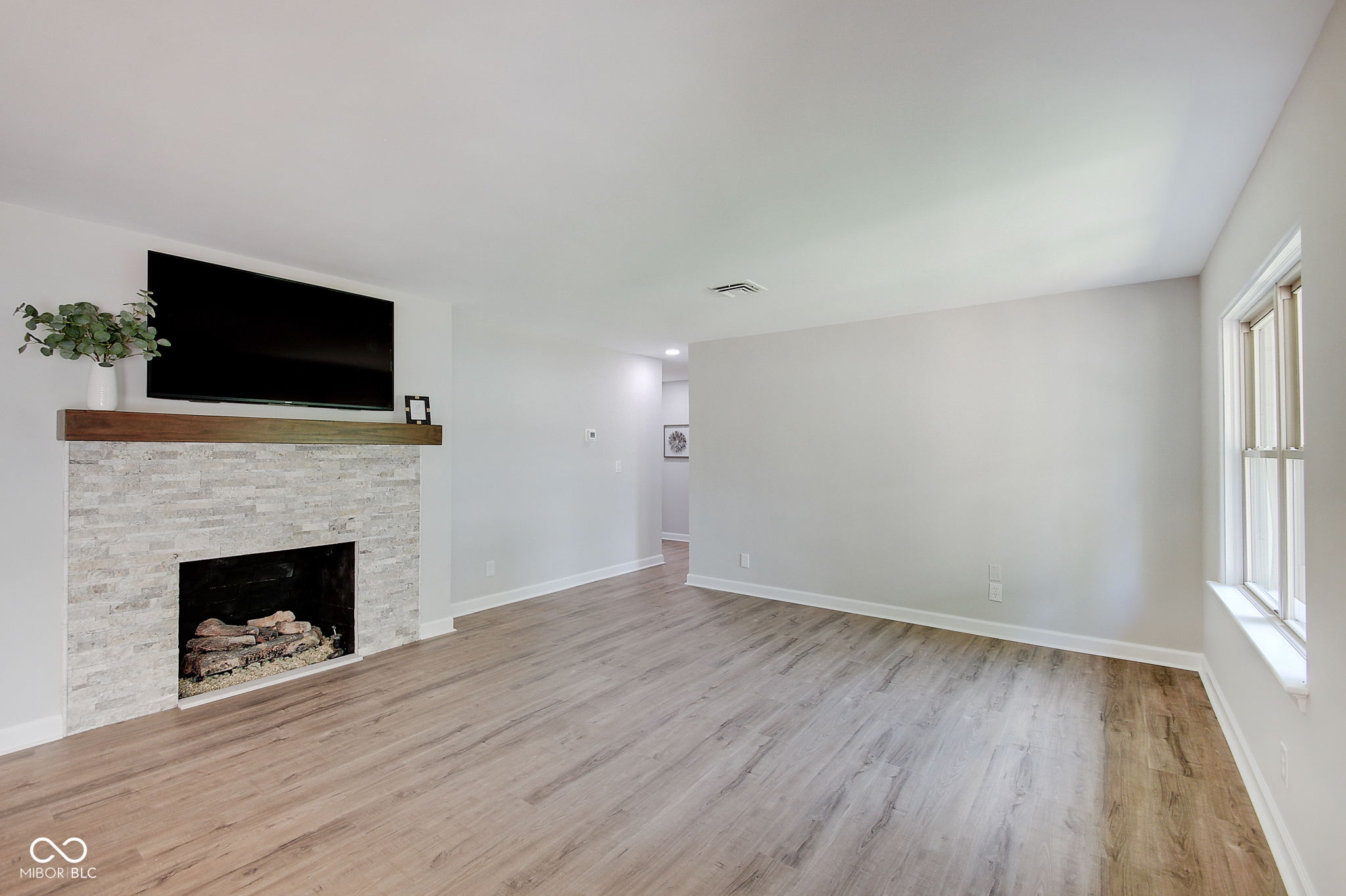 500 Woodland Place
