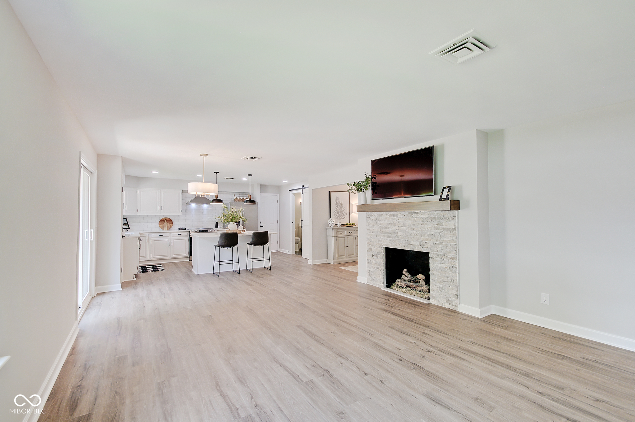 500 Woodland Place