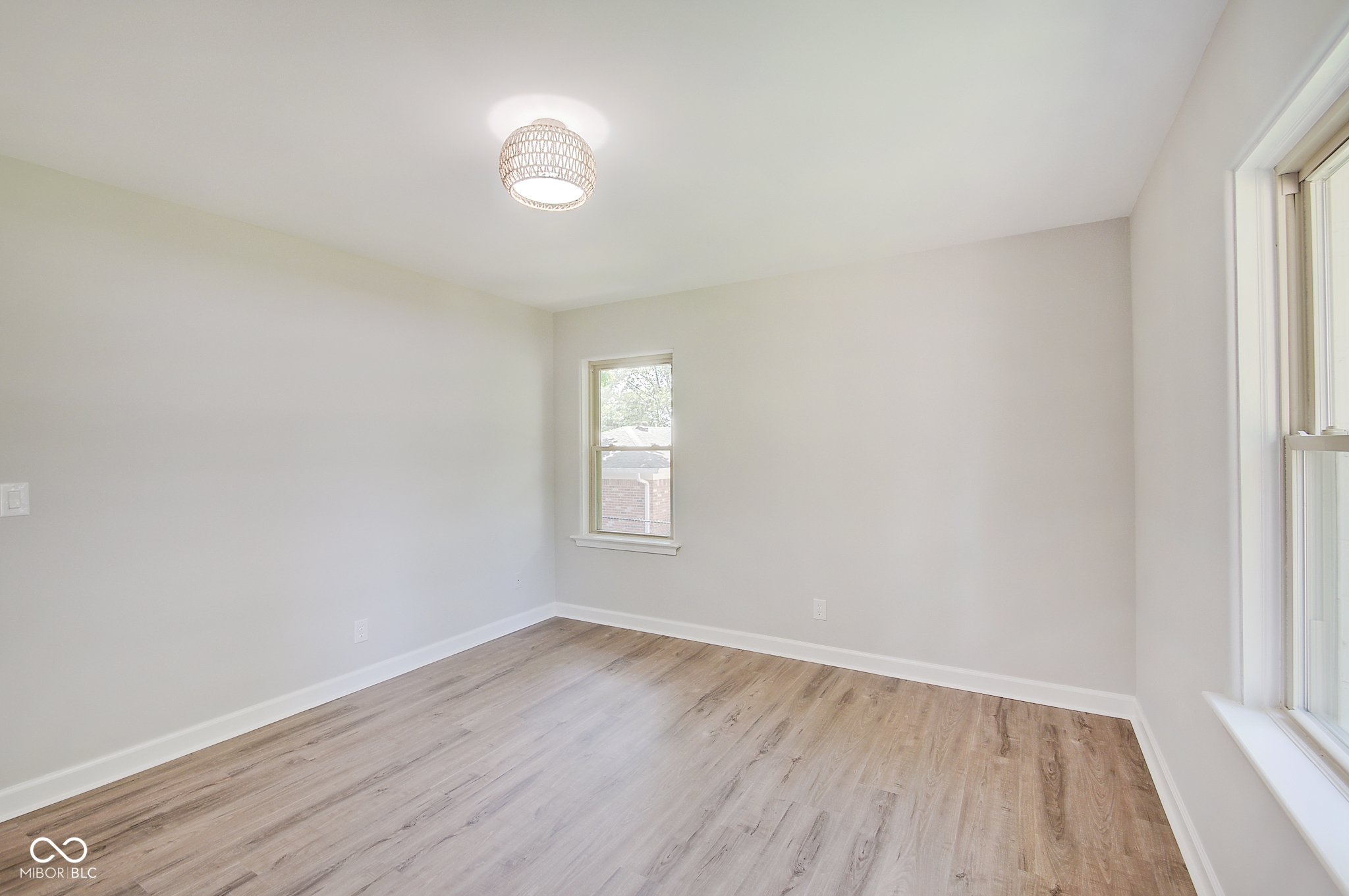 500 Woodland Place