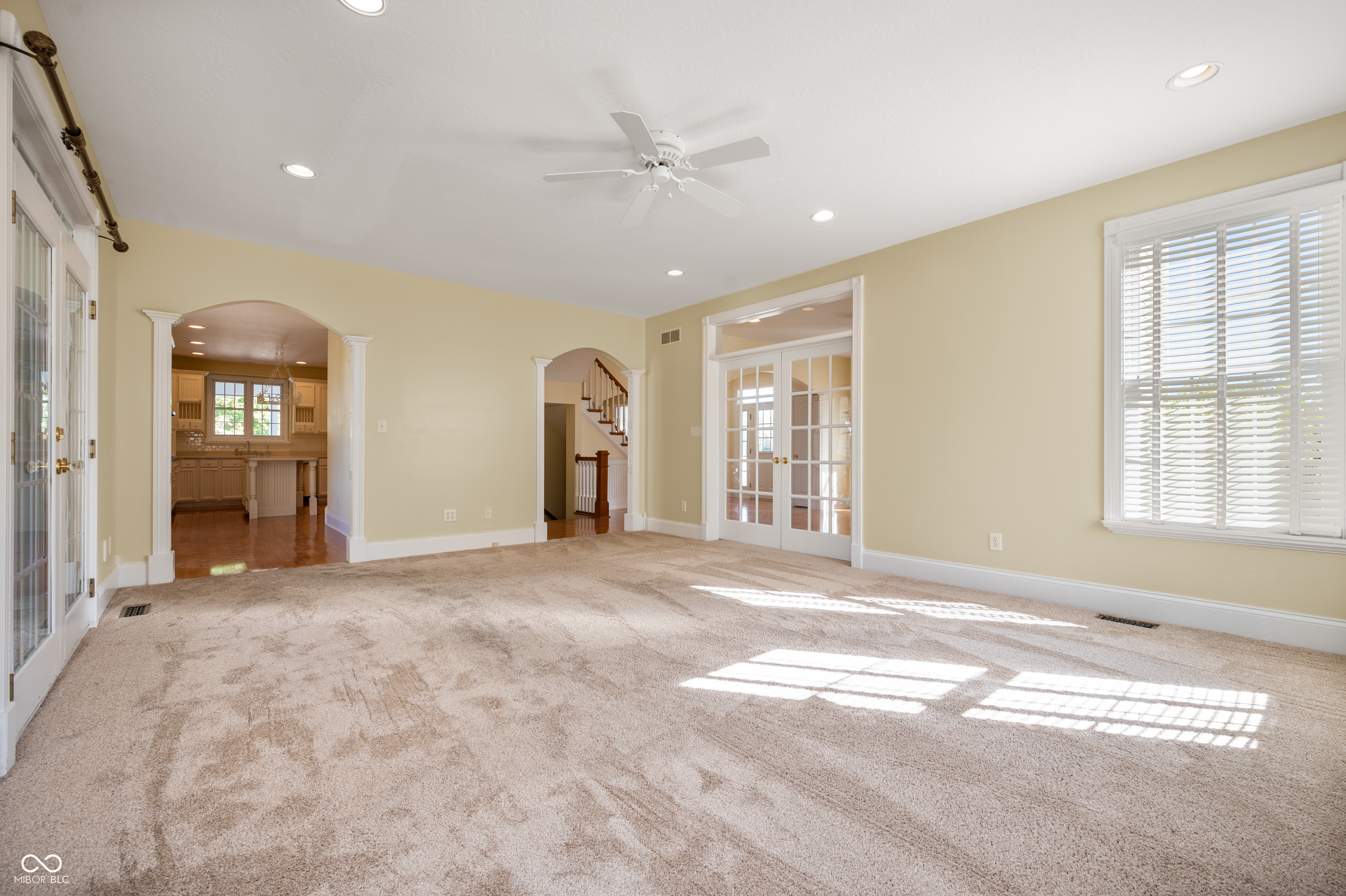 4176 N 625 W