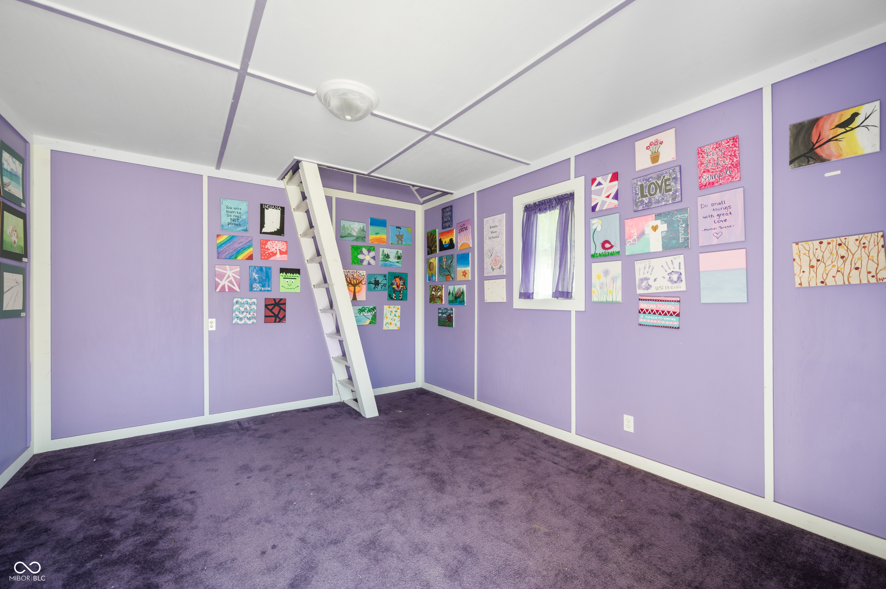 4176 N 625 W