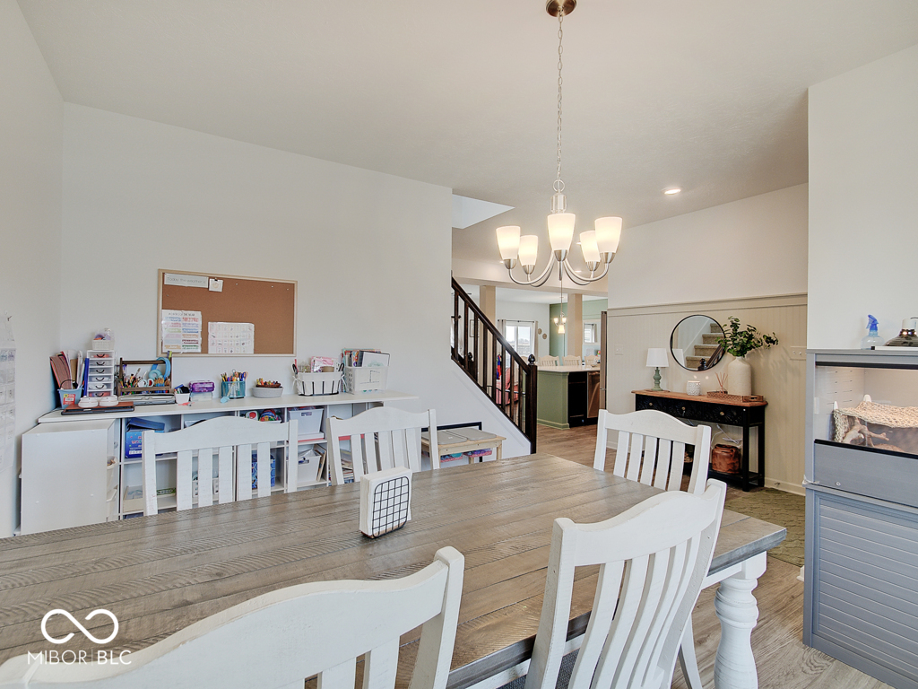 1453 Bigleaf Drive