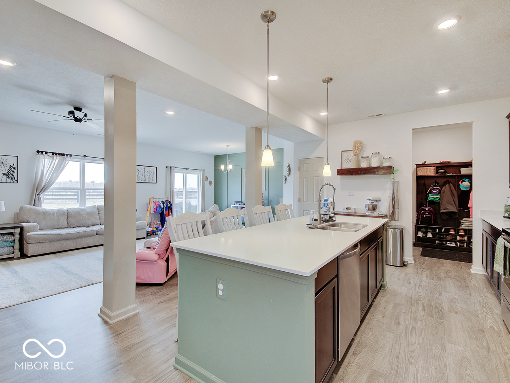 1453 Bigleaf Drive