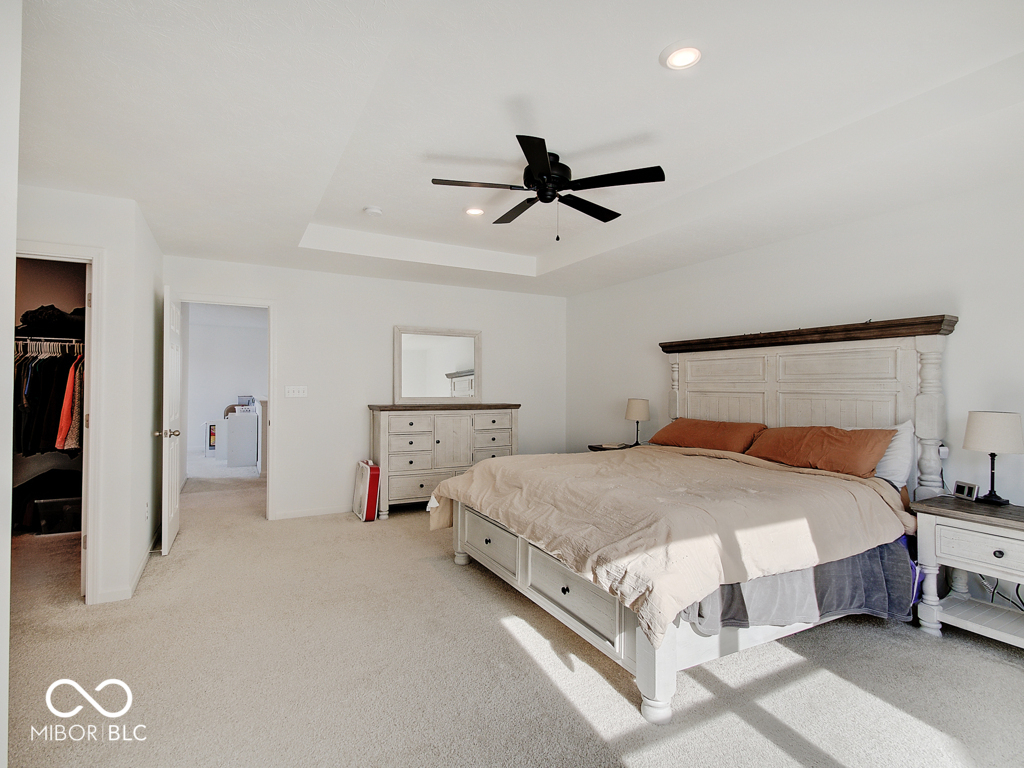 1453 Bigleaf Drive