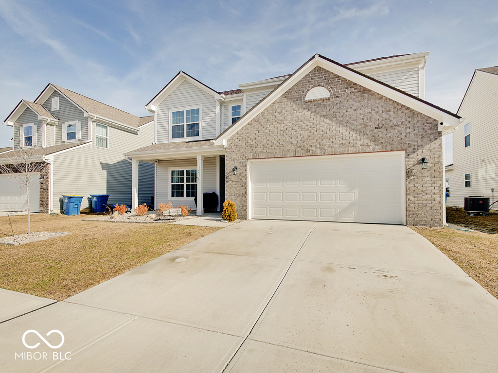 1453 Bigleaf Drive