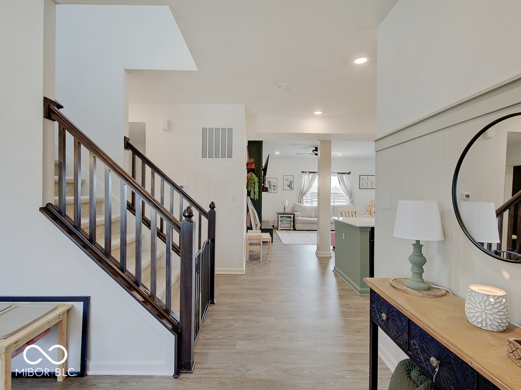 1453 Bigleaf Drive