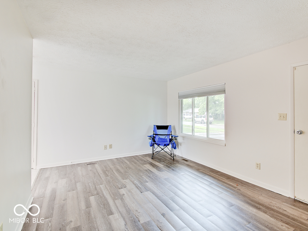 122 N Wagon Road