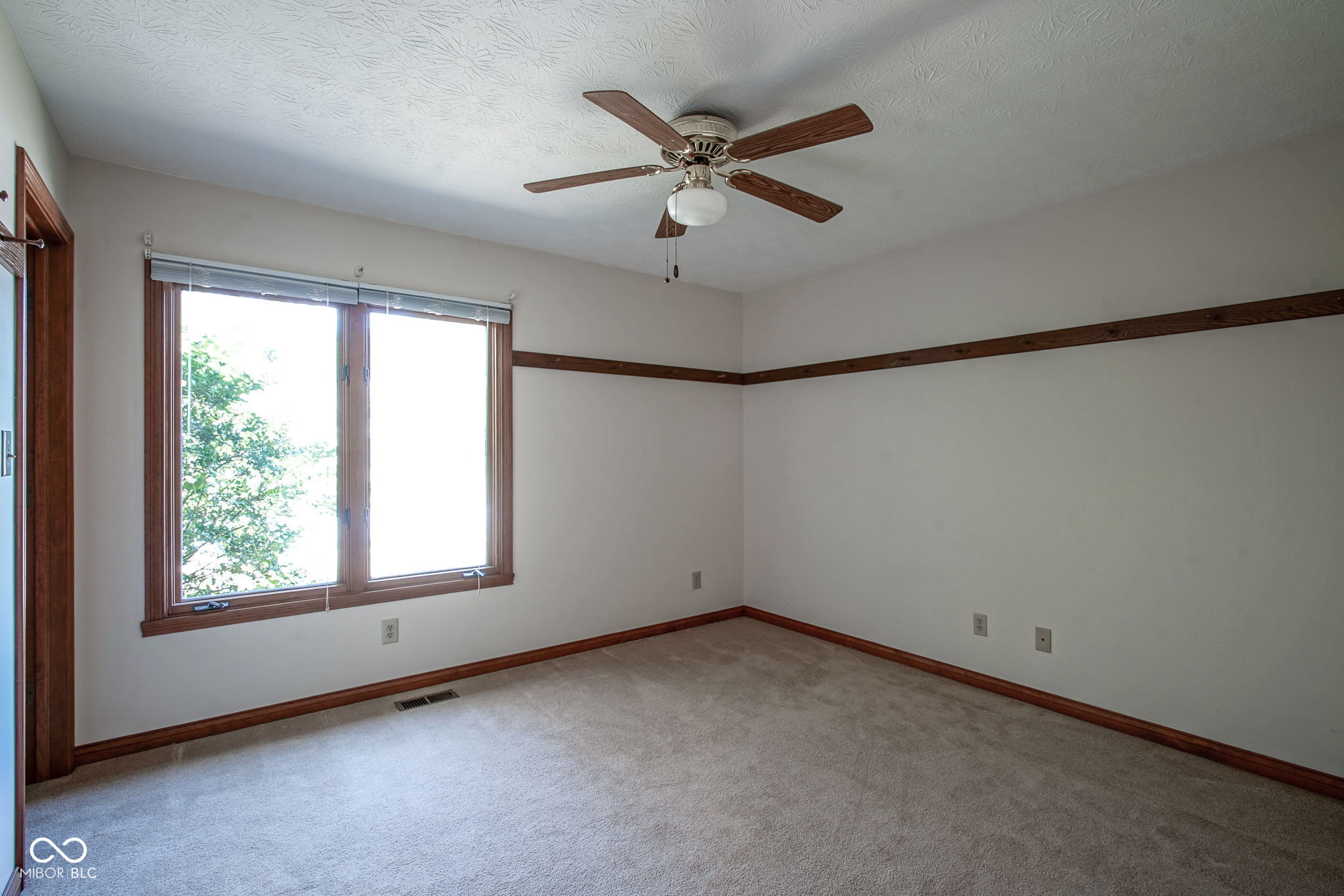 1810 Hunters Trail