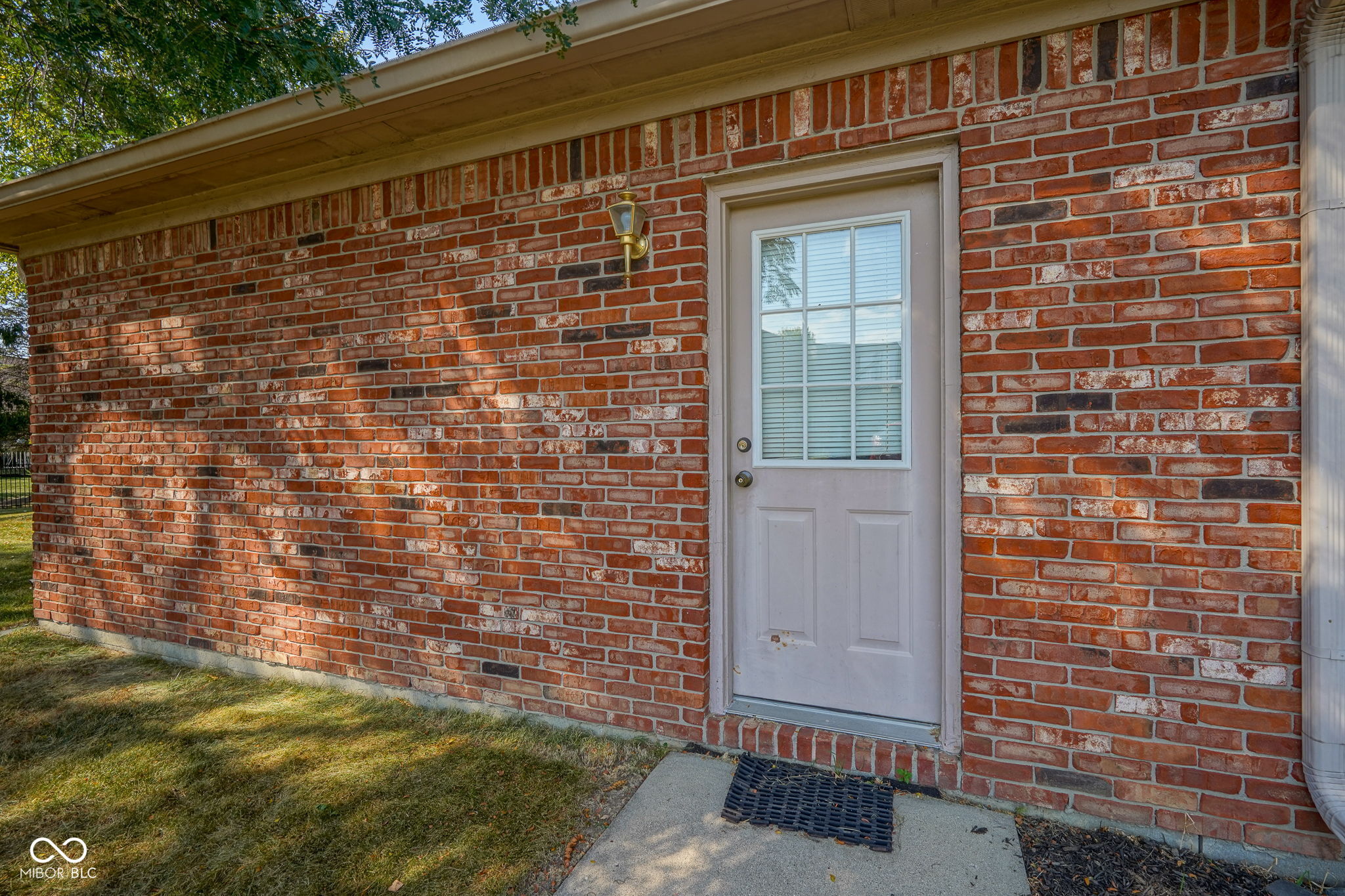 1810 Hunters Trail