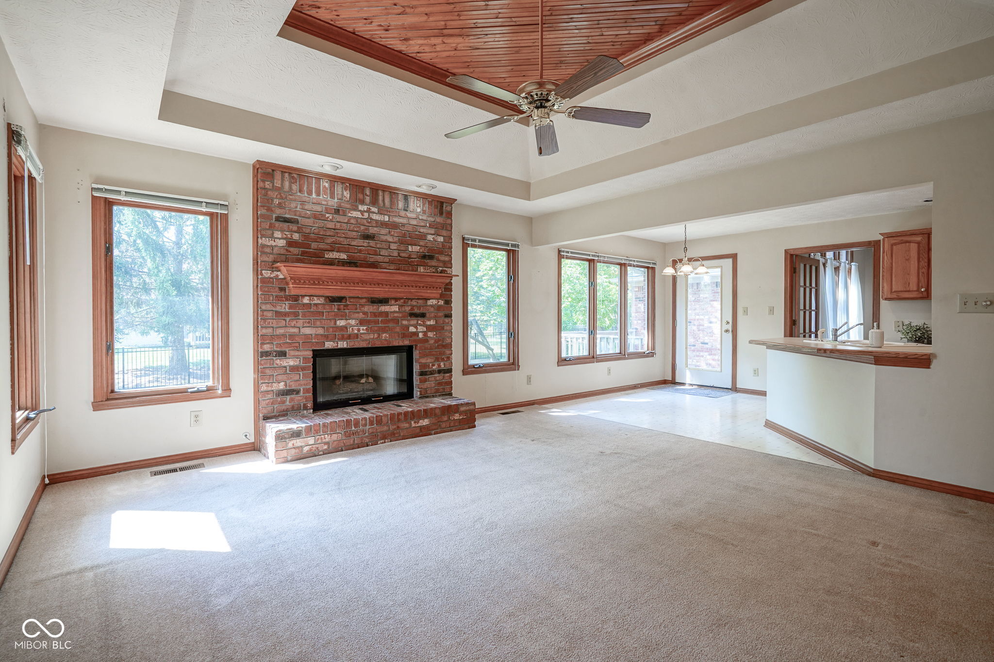 1810 Hunters Trail