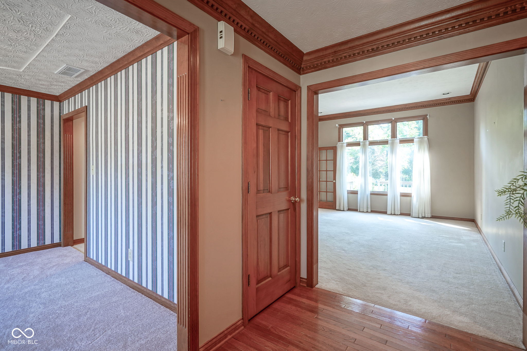 1810 Hunters Trail