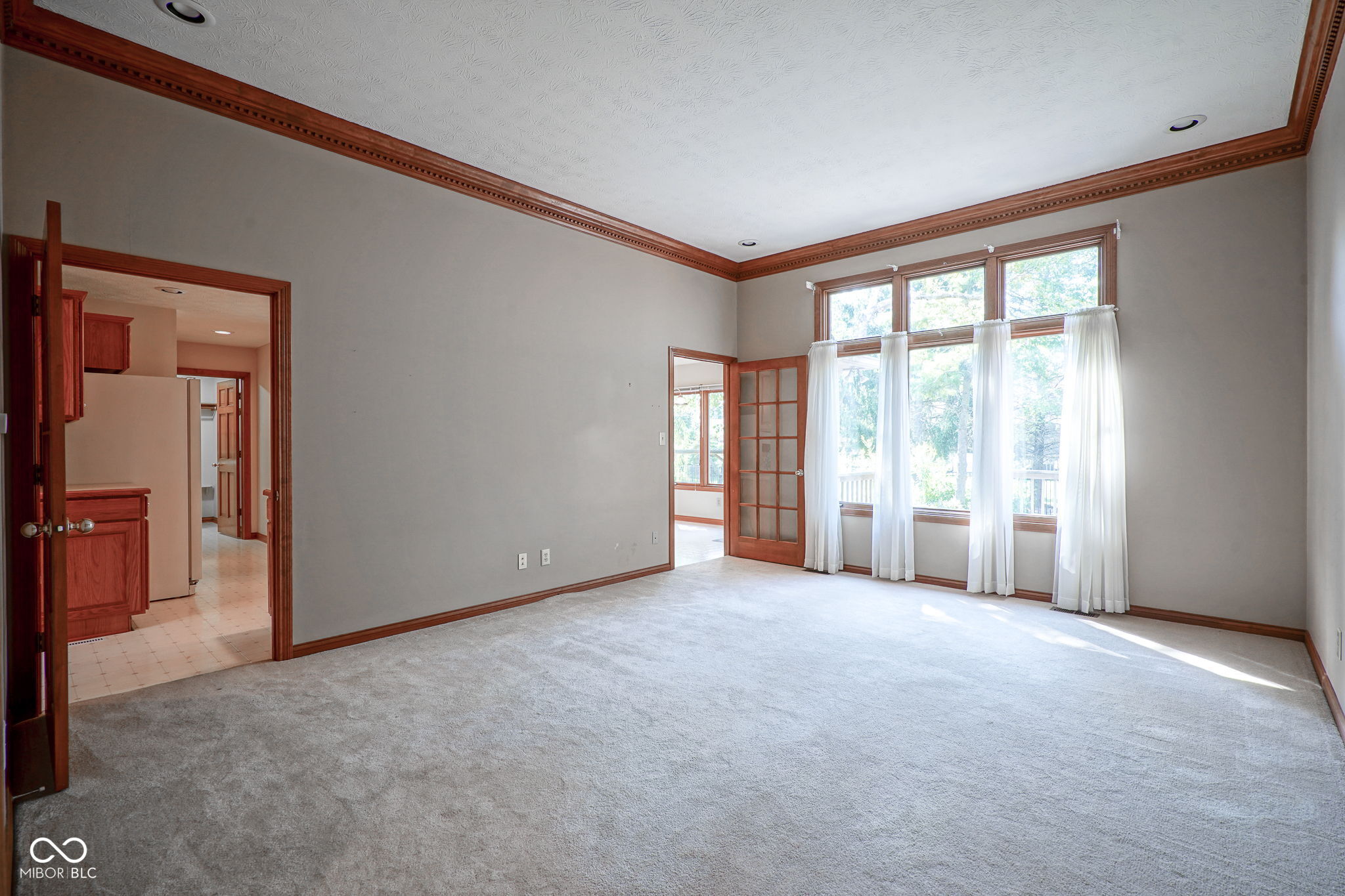 1810 Hunters Trail