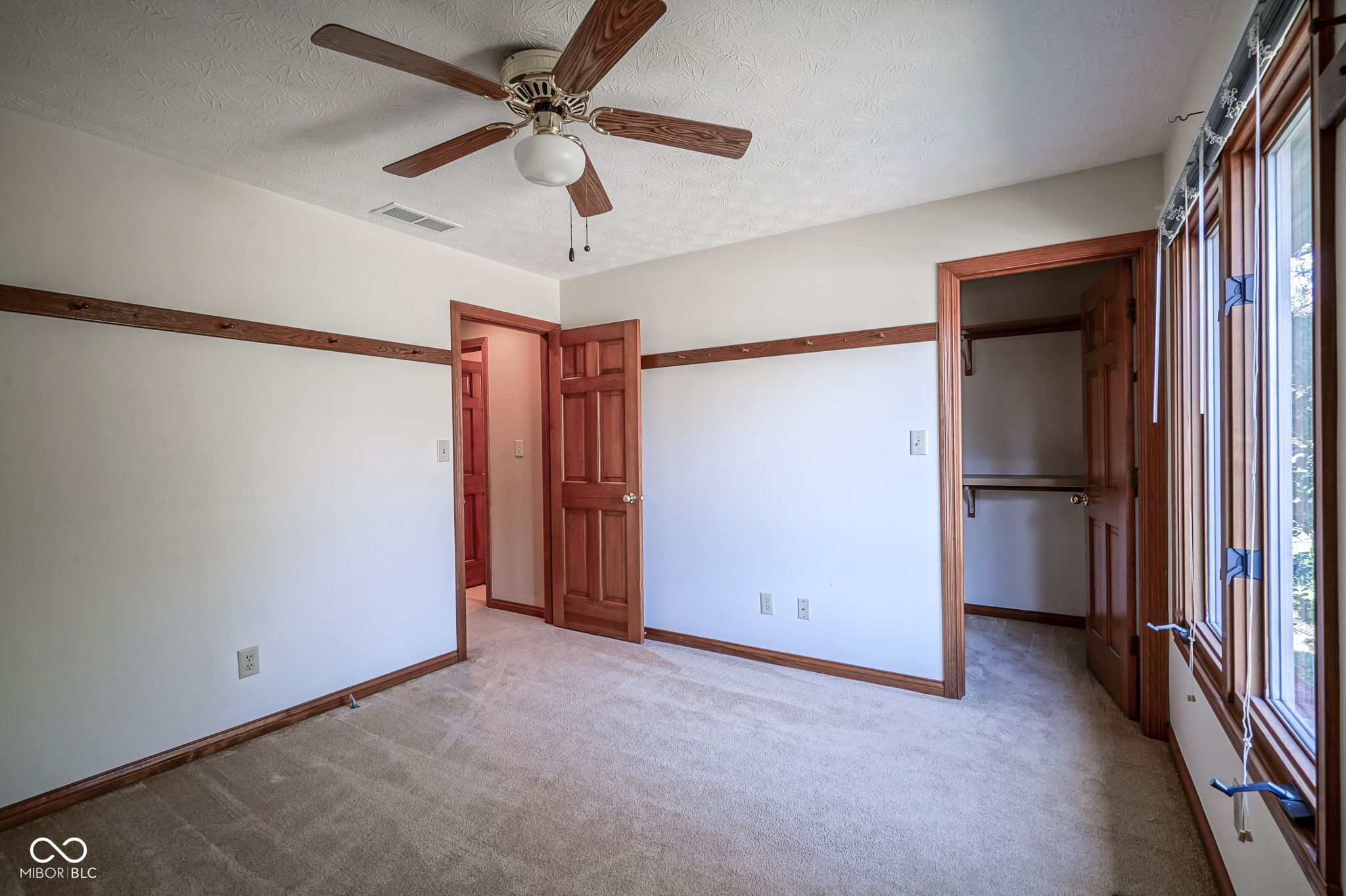 1810 Hunters Trail