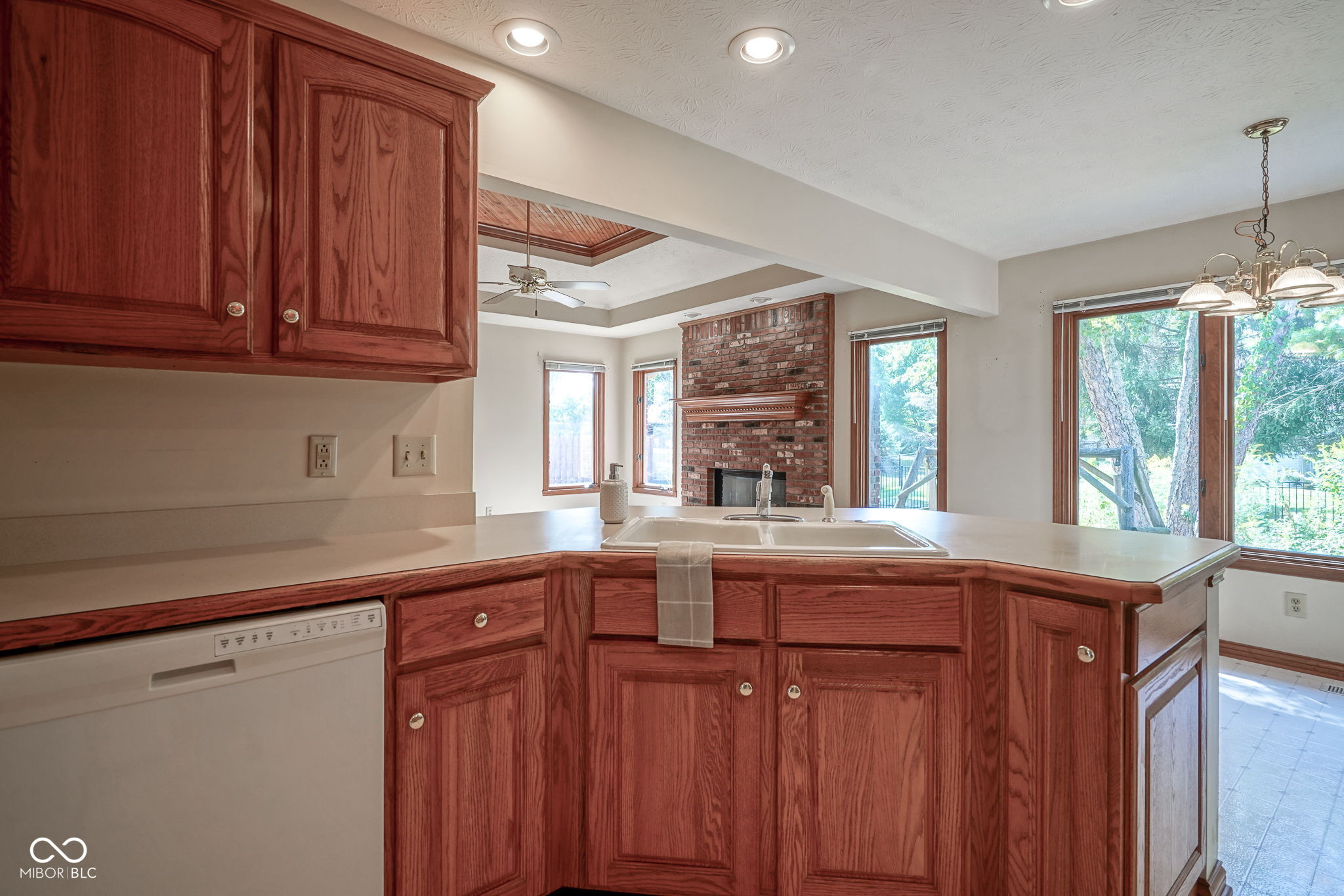 1810 Hunters Trail