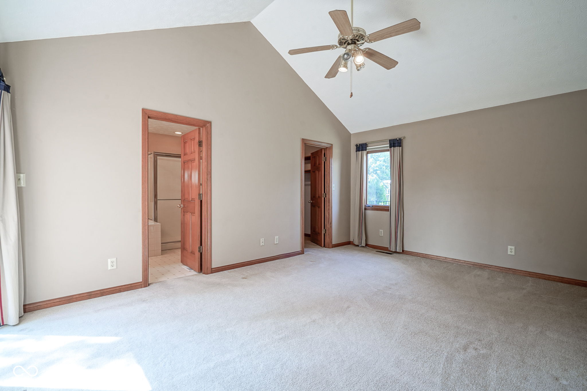 1810 Hunters Trail
