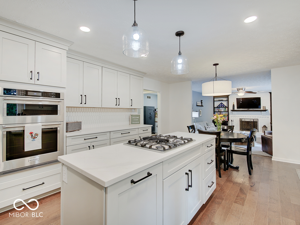 6501 Wings Court