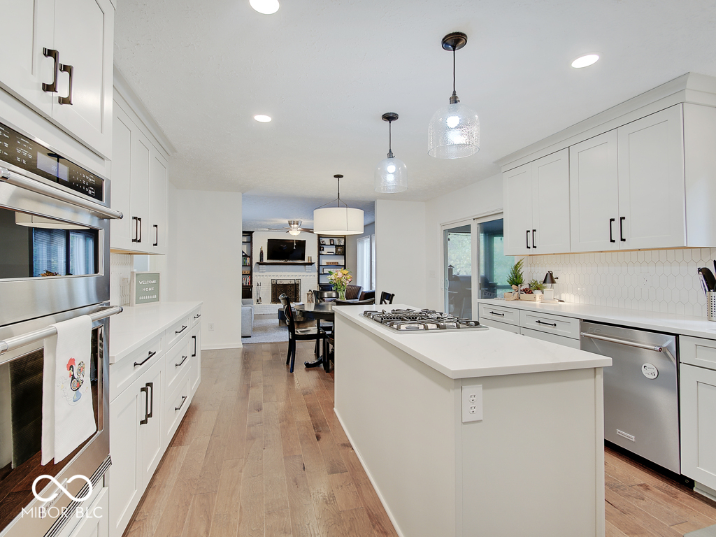 6501 Wings Court