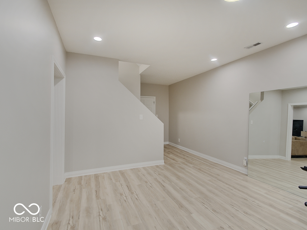 1722 Woodcroft Court