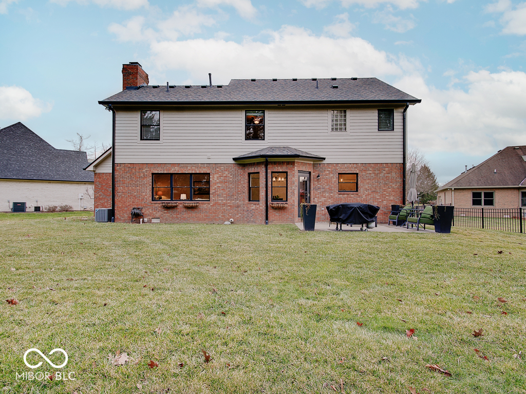 1722 Woodcroft Court