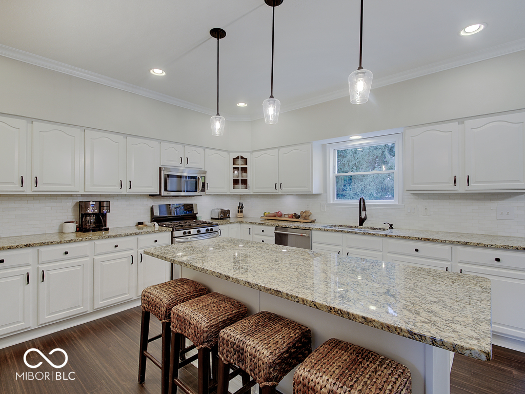 1722 Woodcroft Court