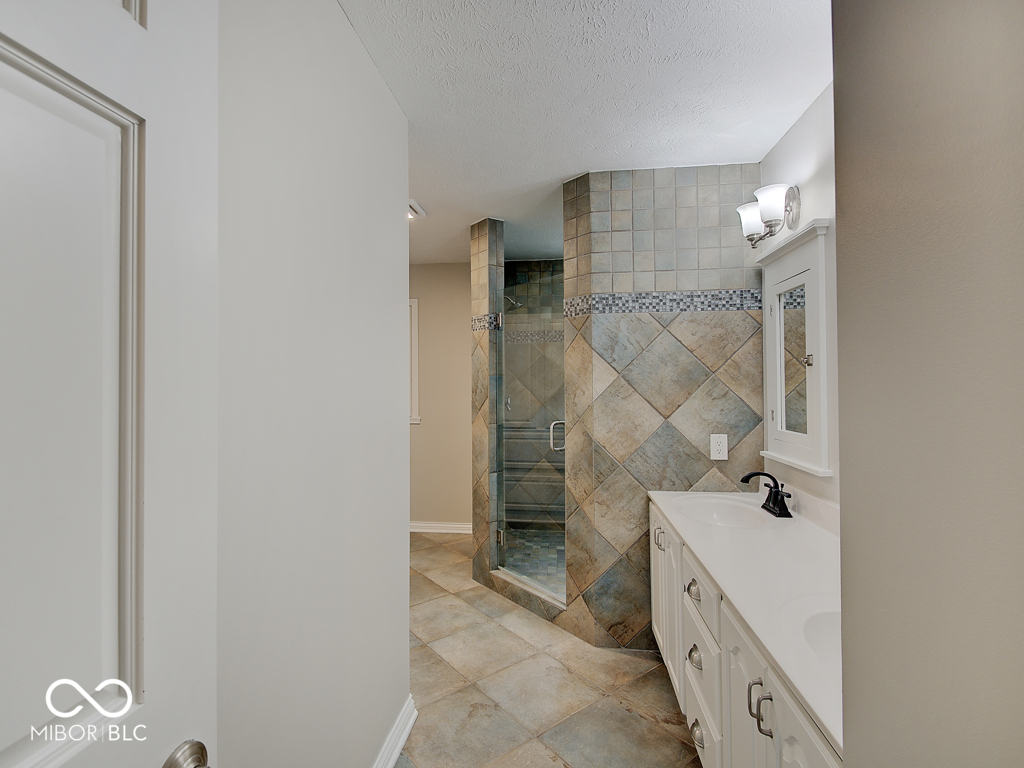 1722 Woodcroft Court