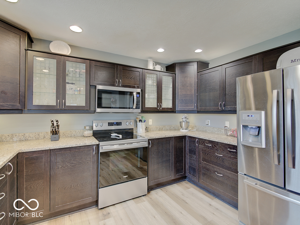 12201 Valley View Circle
