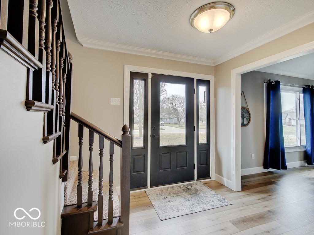 12201 Valley View Circle