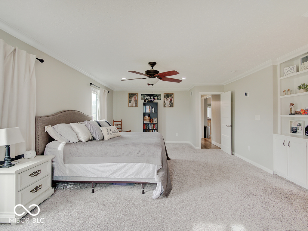 12201 Valley View Circle