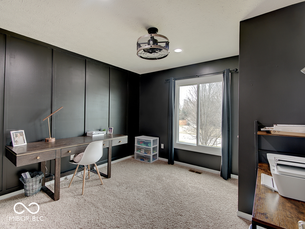 12201 Valley View Circle