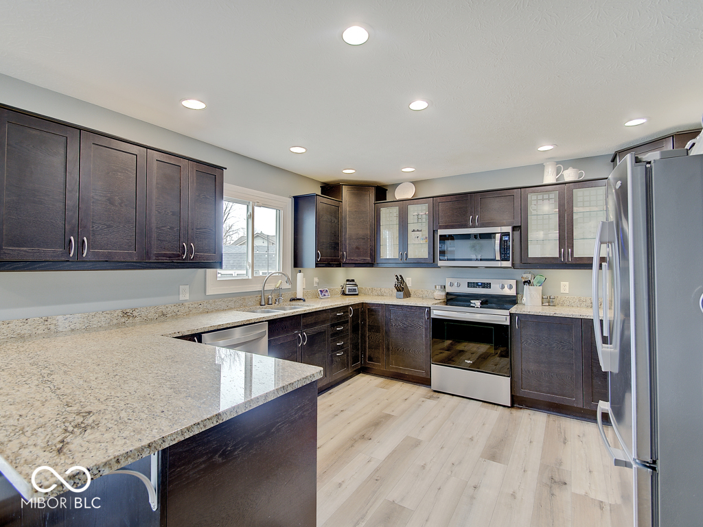 12201 Valley View Circle