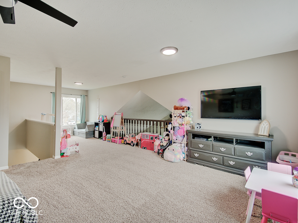 12201 Valley View Circle