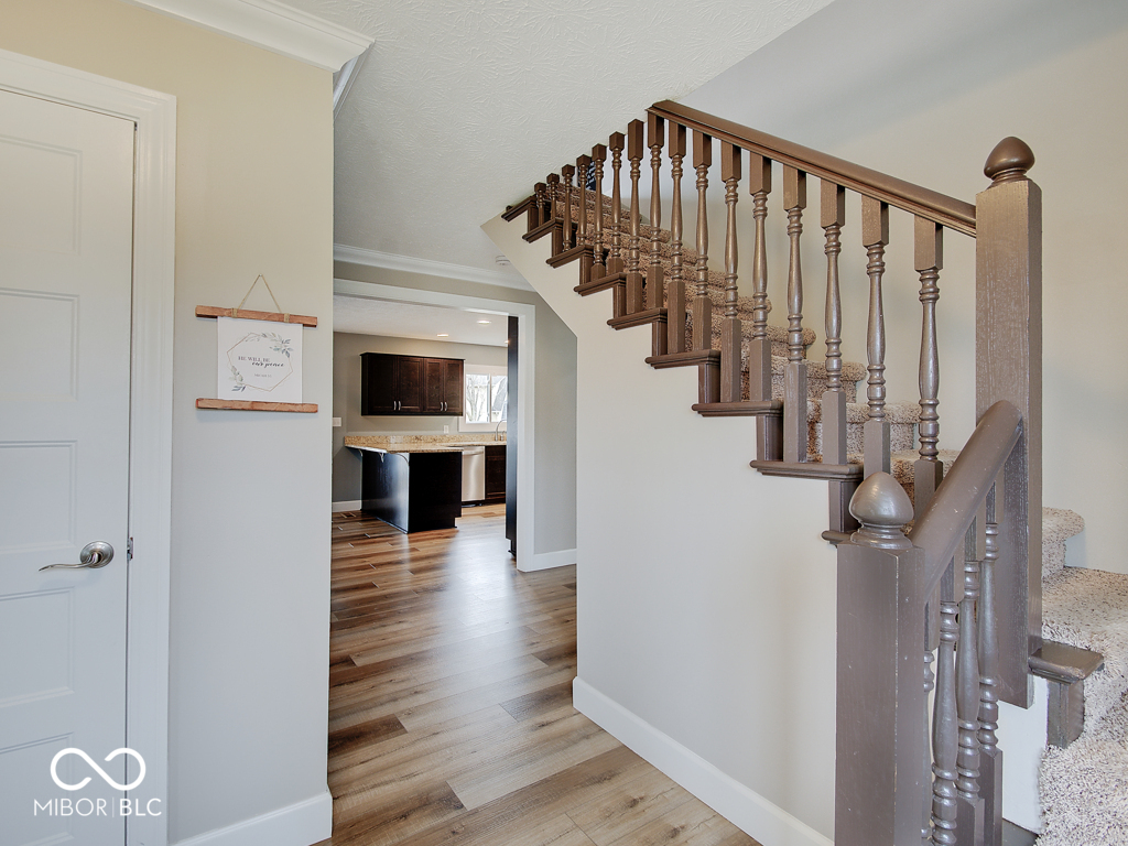 12201 Valley View Circle