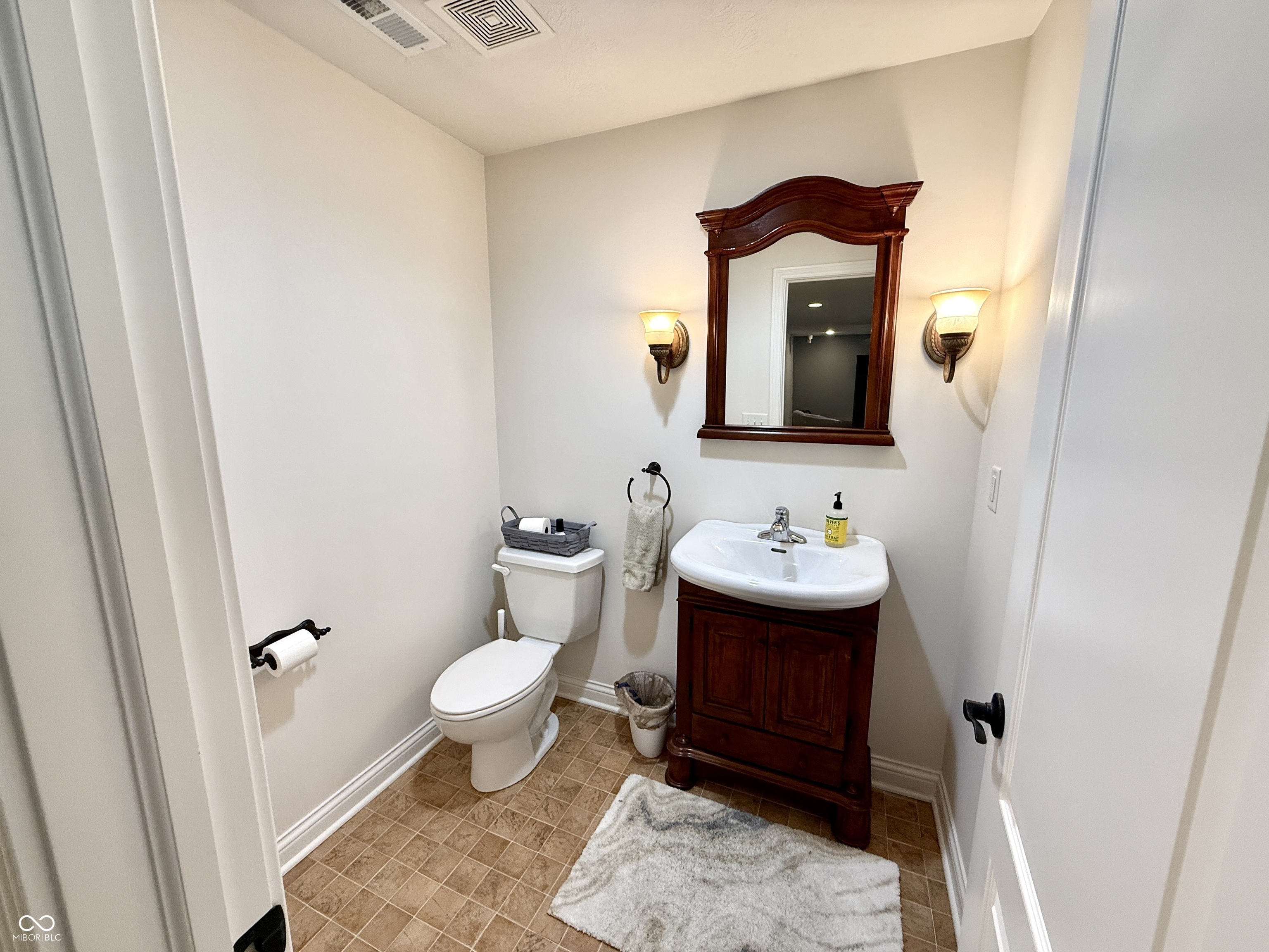 2868 Bloomsbury S