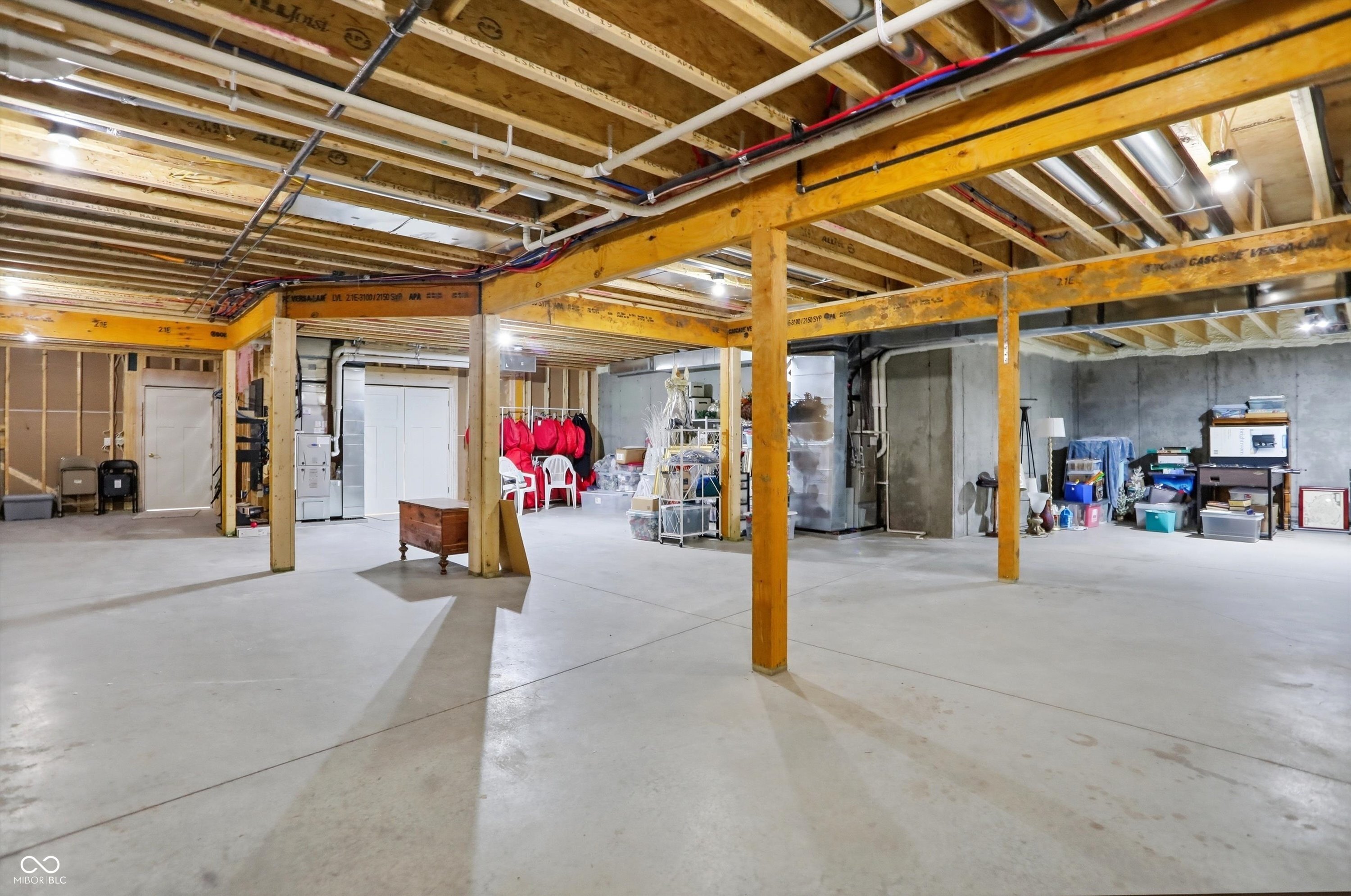 4025 Lochview Court