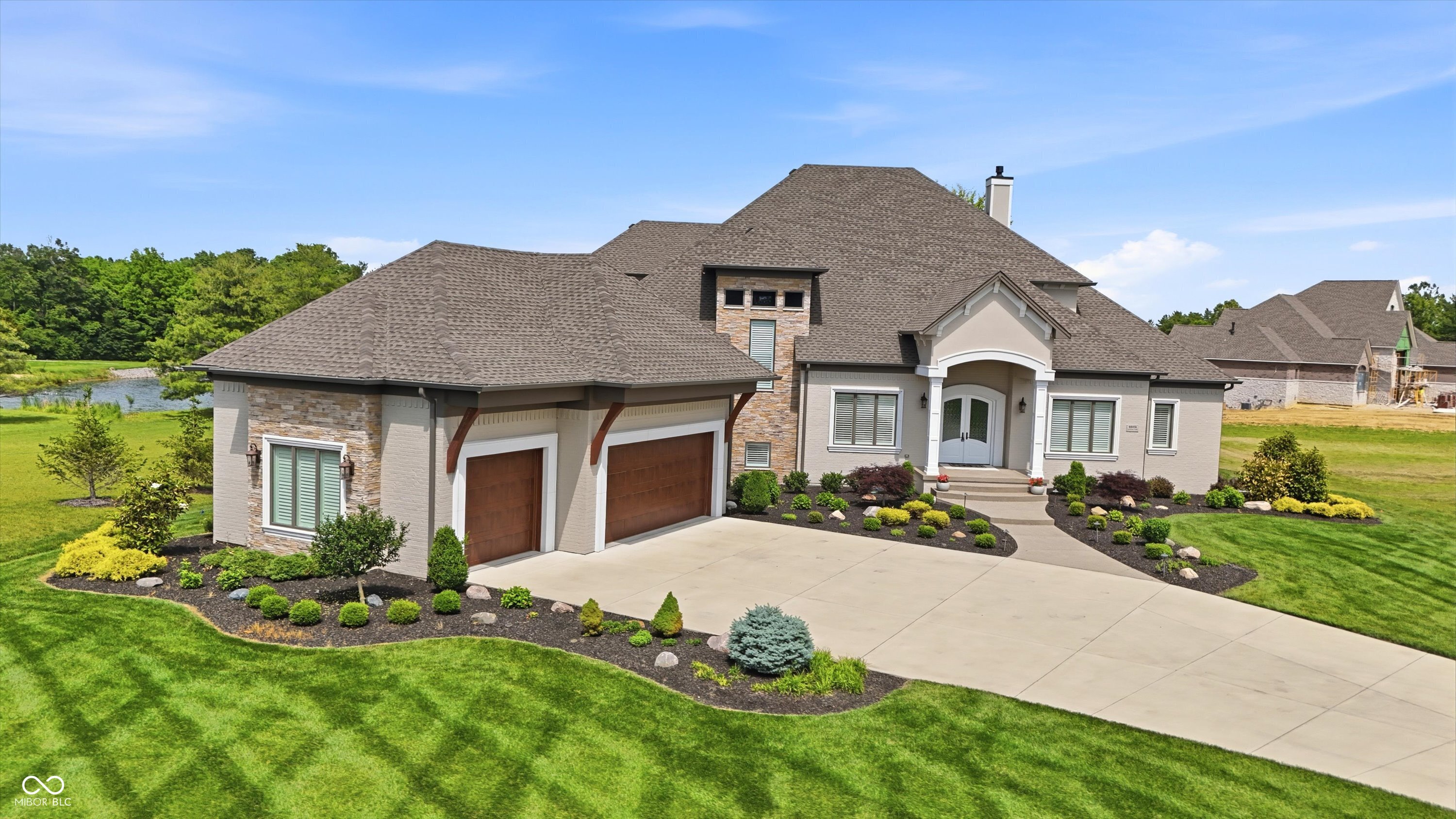 4025 Lochview Court