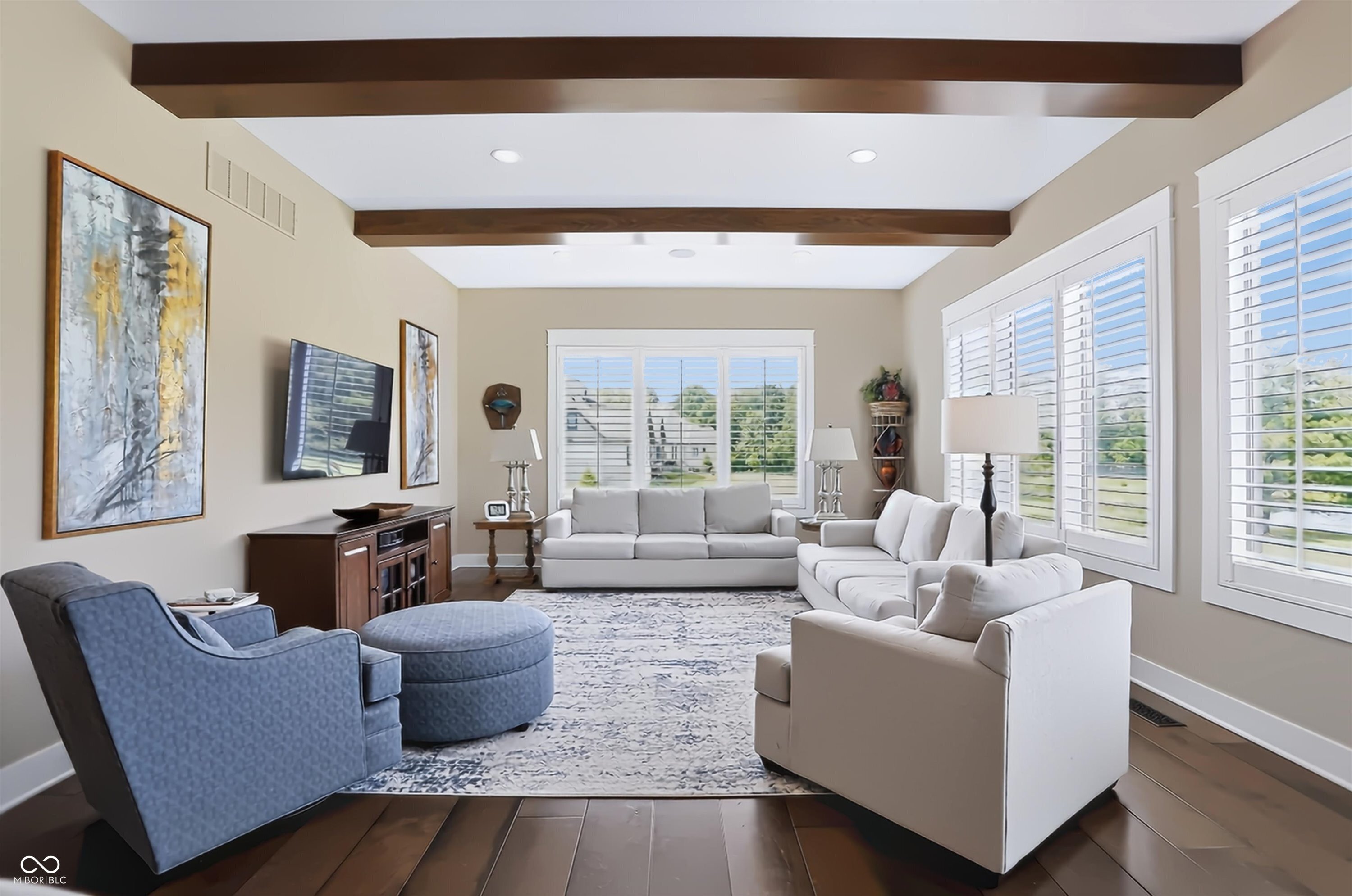 4025 Lochview Court
