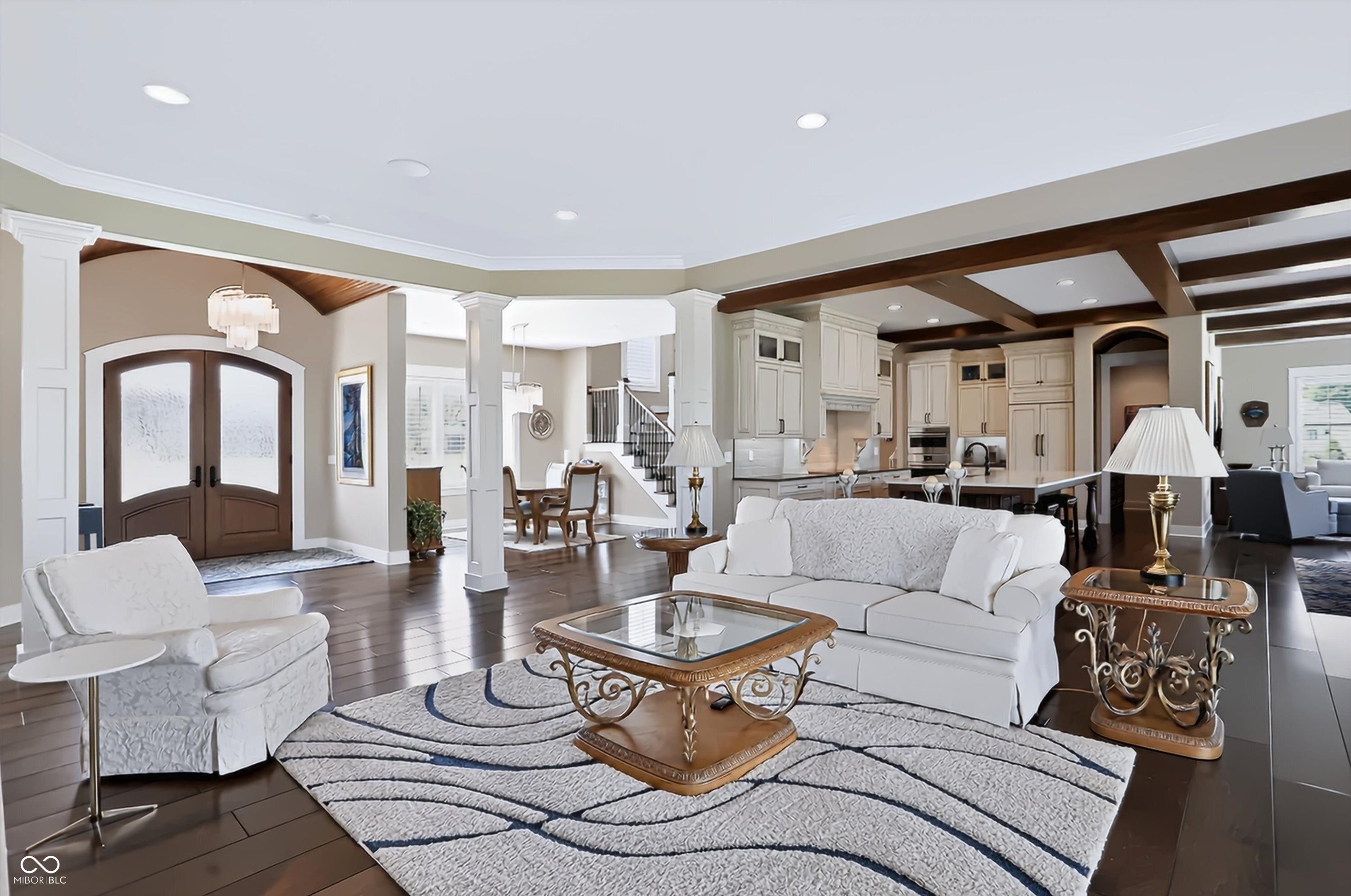 4025 Lochview Court