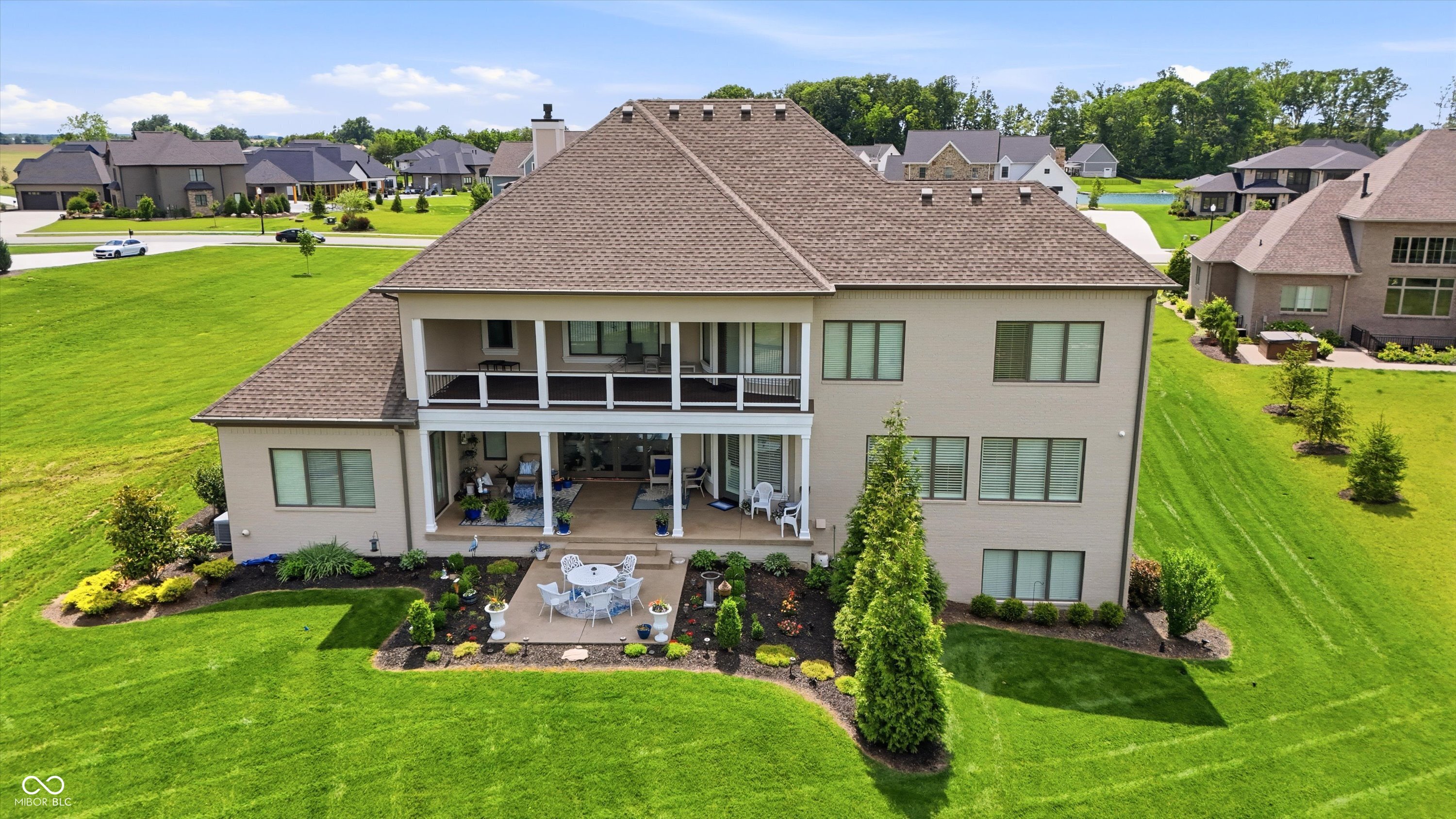 4025 Lochview Court