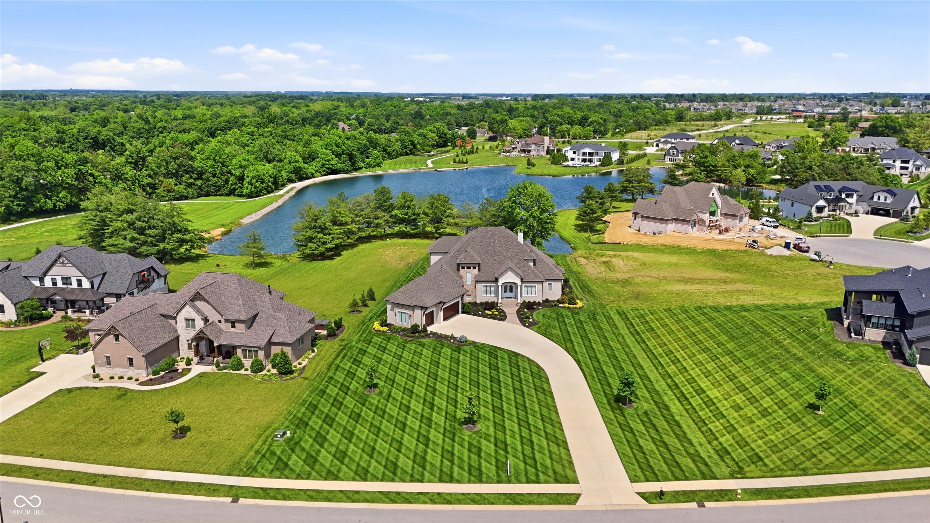 4025 Lochview Court