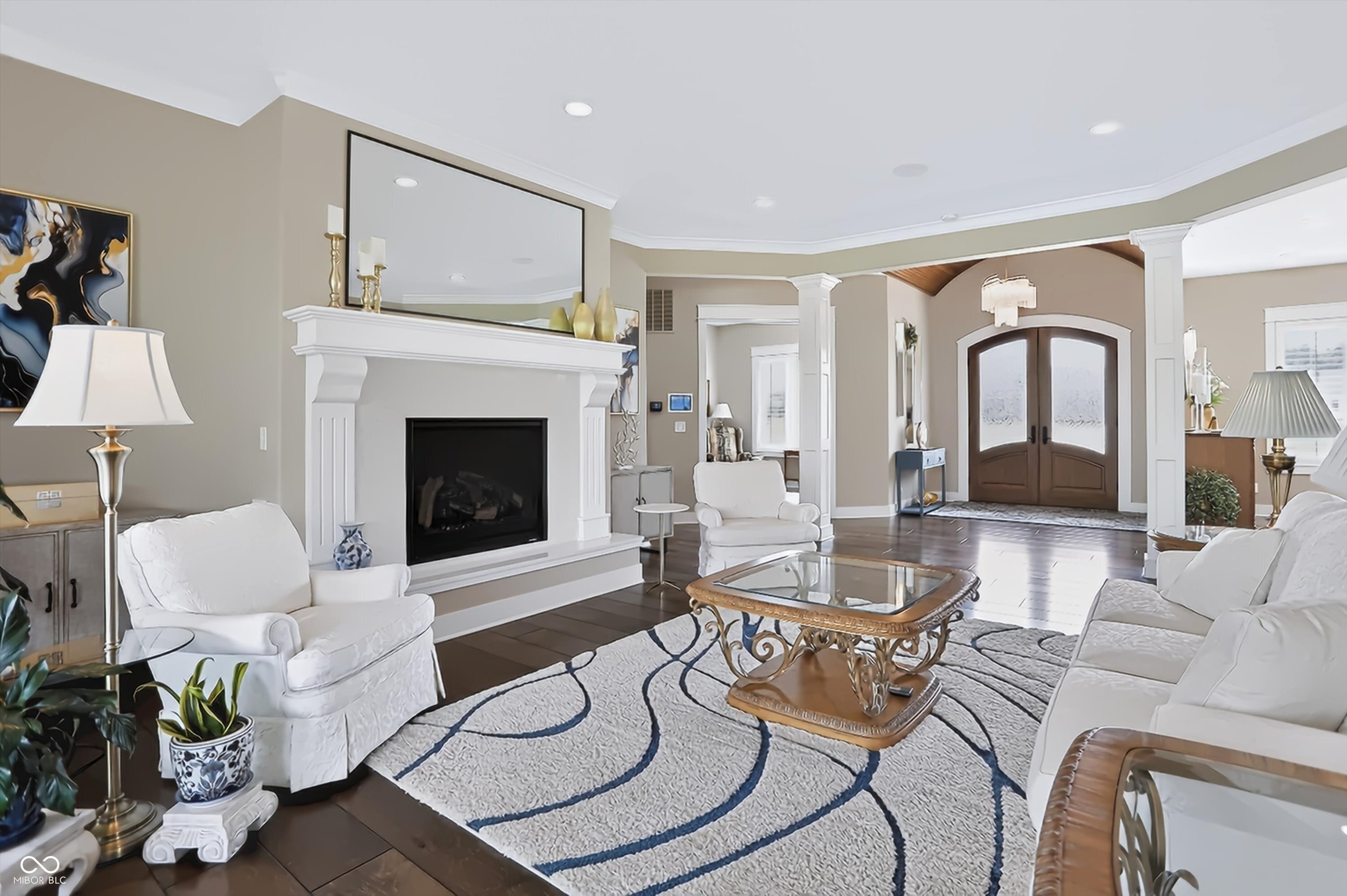 4025 Lochview Court
