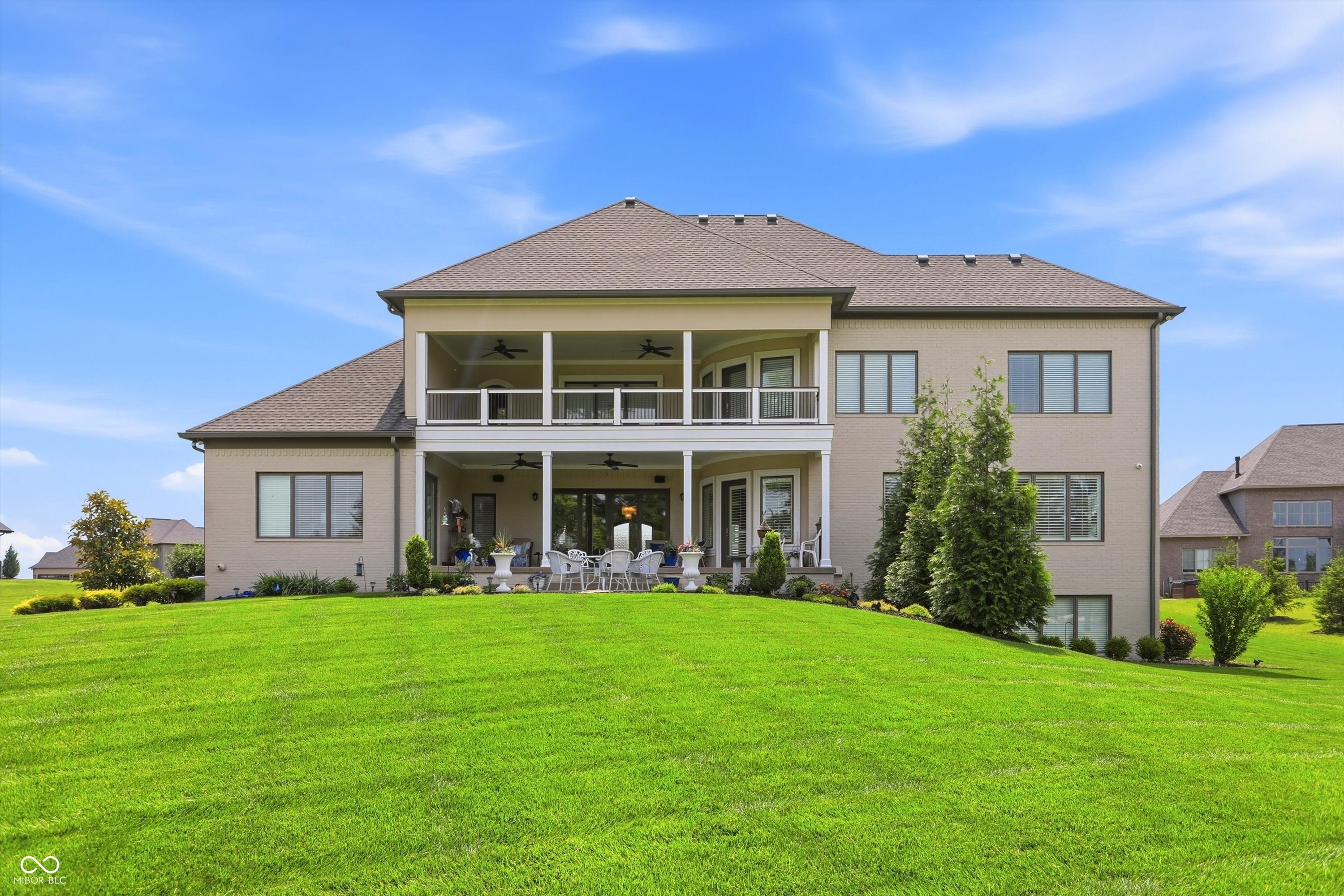 4025 Lochview Court