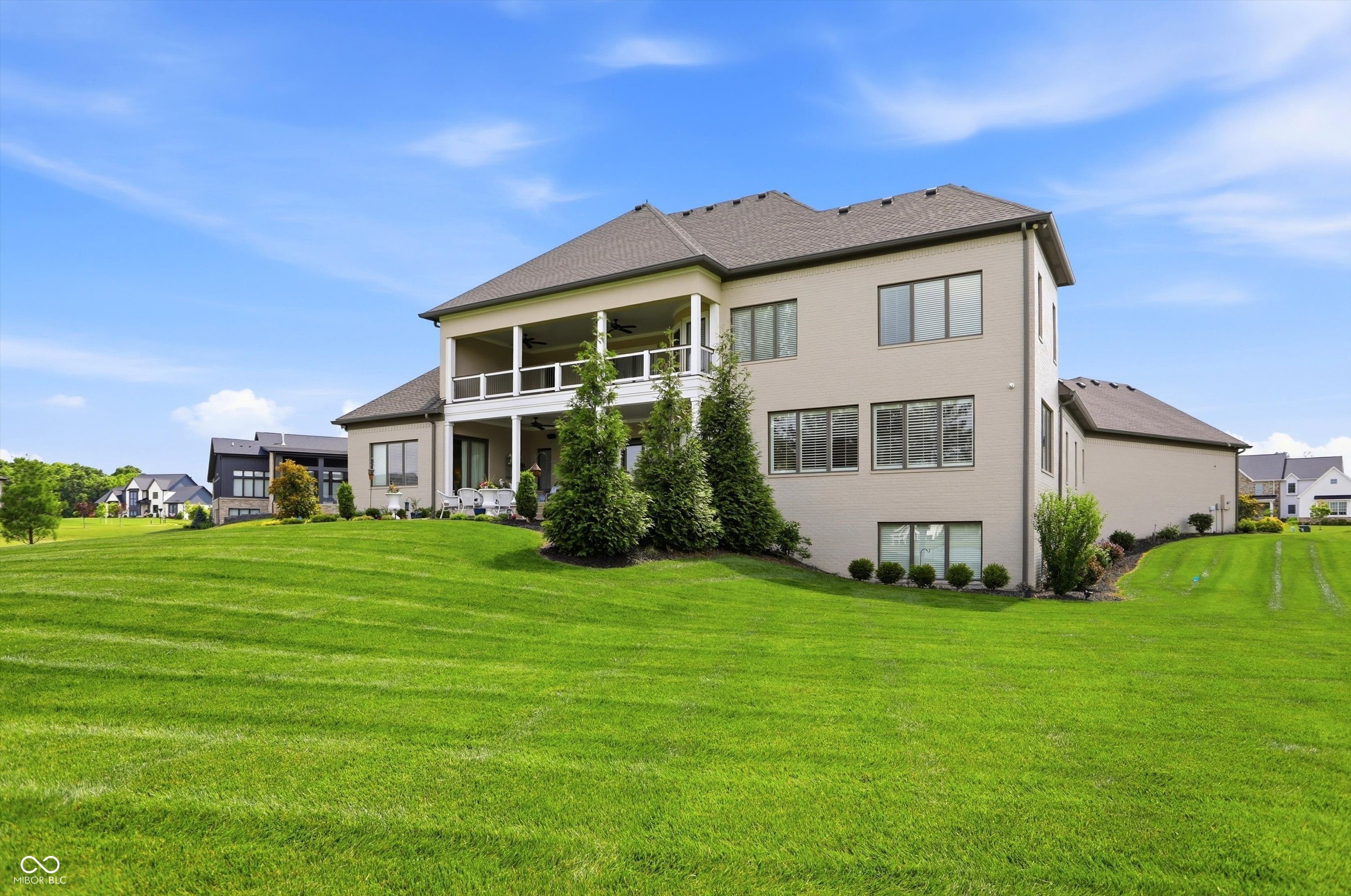4025 Lochview Court