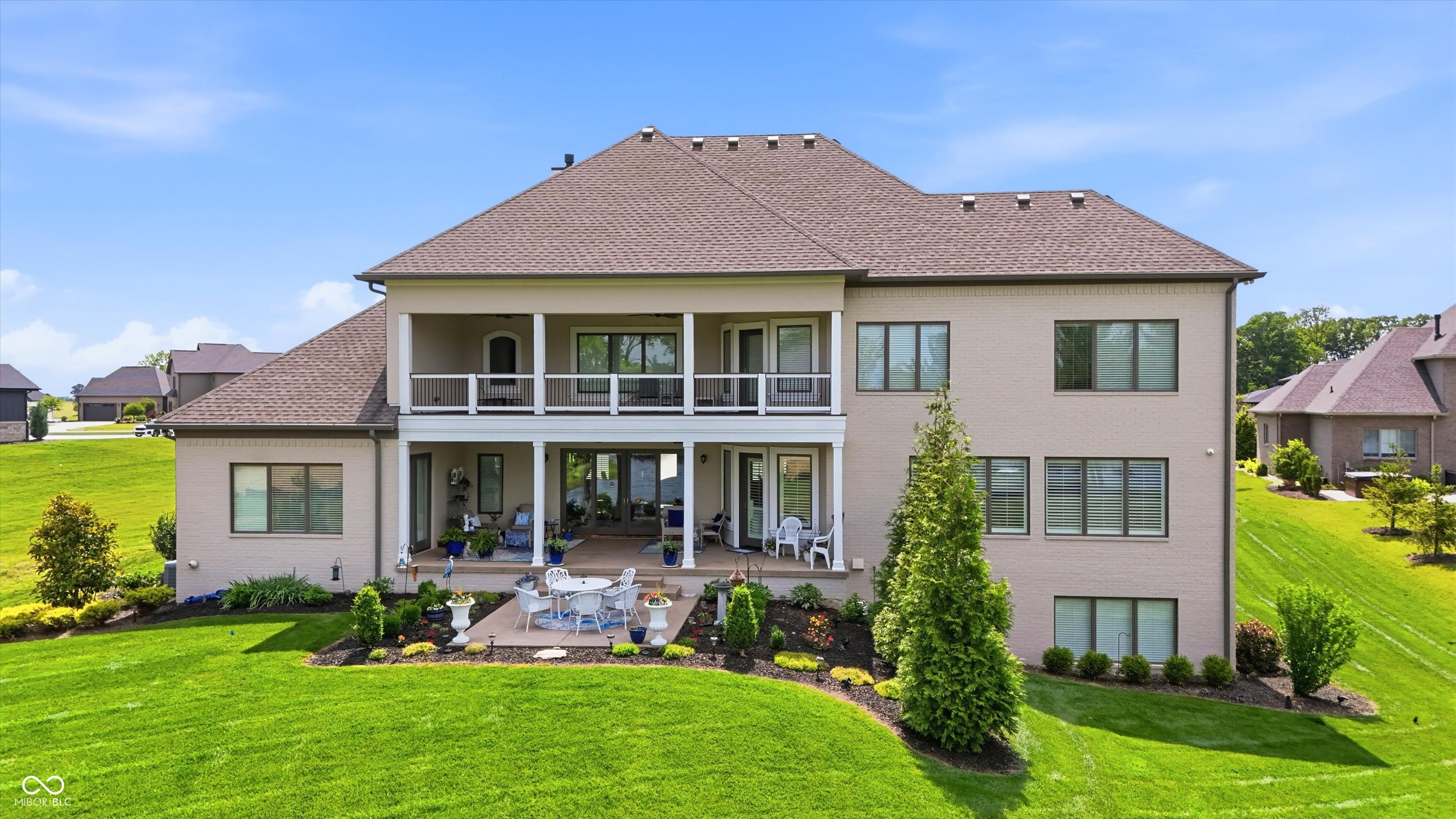 4025 Lochview Court