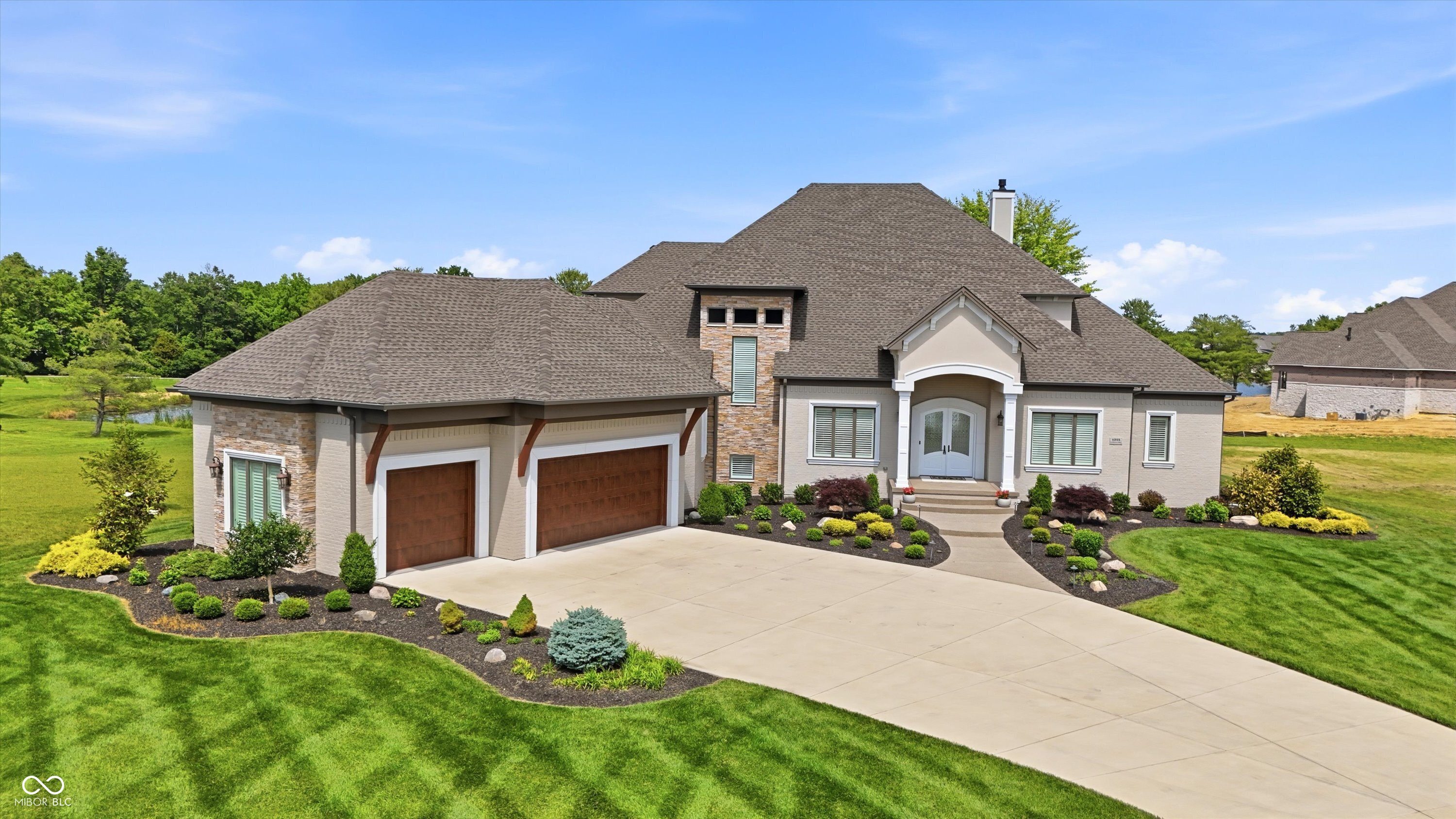 4025 Lochview Court